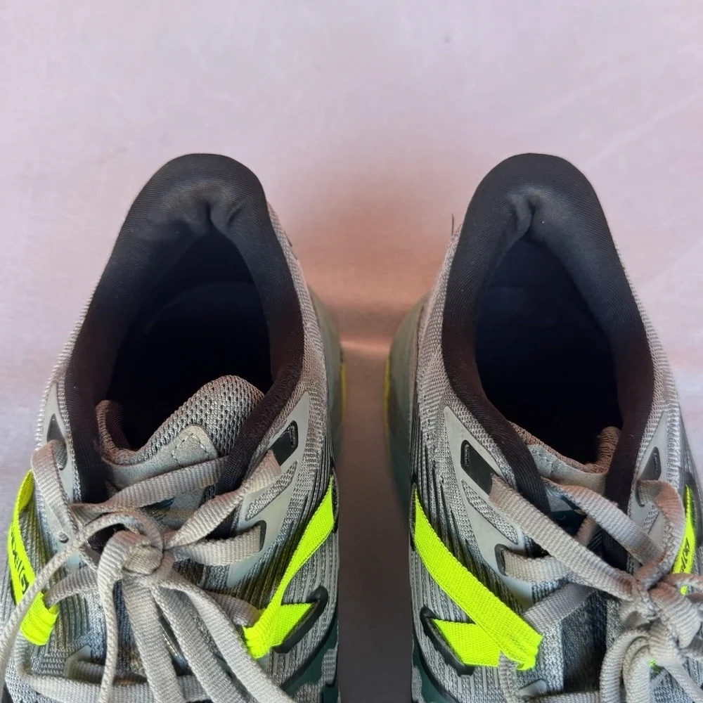Size‎ 10.5 - Saucony Mens Guide 16 S20810-15 Gray Running Shoes Sneakers